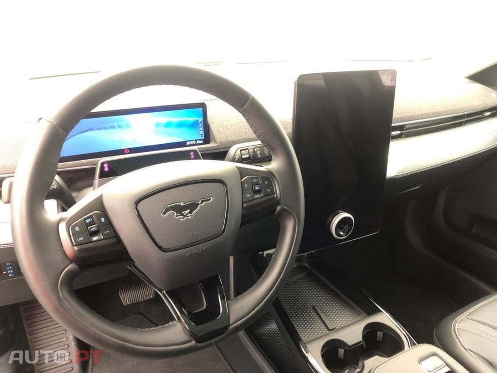 Ford Mustang Mach-E Standard Range