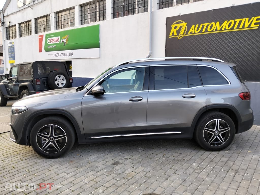 Mercedes-Benz EQB 250 AMG Line