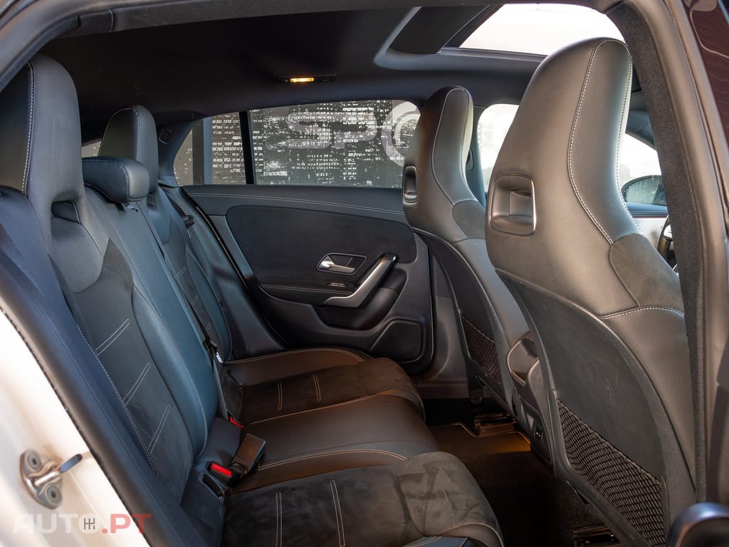 Mercedes-Benz CLA 250 e Shooting Brake AMG Line