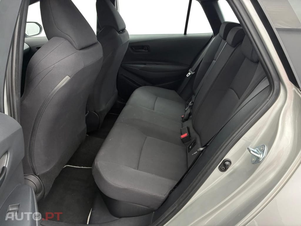 Toyota Corolla TS 1.8 Hybrid Active