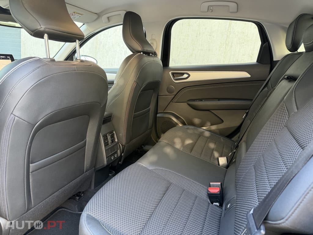 Renault Arkana 1.6 E-Tech Full Hybrid Evolution