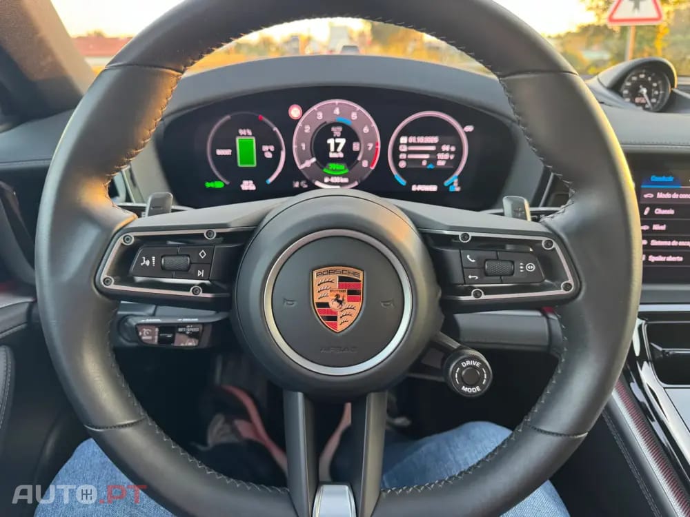 Porsche Panamera 4 E-Hybrid
