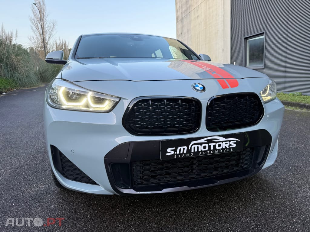 BMW X2 xDrive25e Edition M Mesh