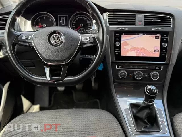 Volkswagen Golf 1.6 TDI Confortline