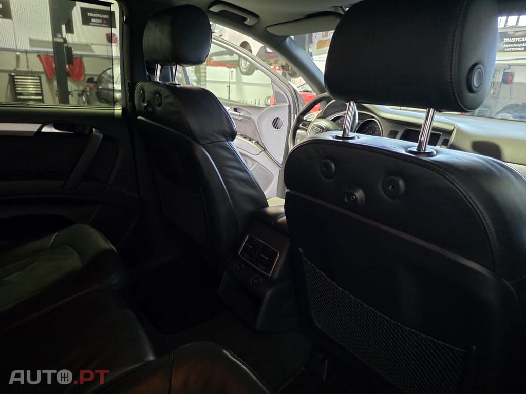 Audi Q7 3.0 V6 TDi quattro S-line Tiptronic