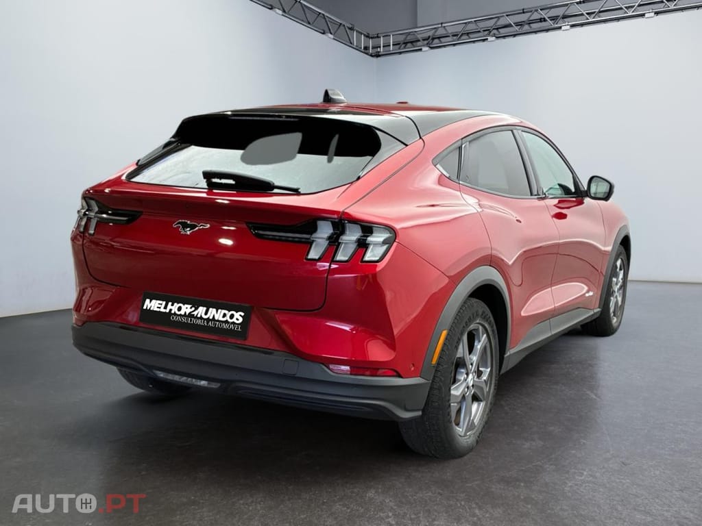 Ford Mustang Mach-E Standard Range
