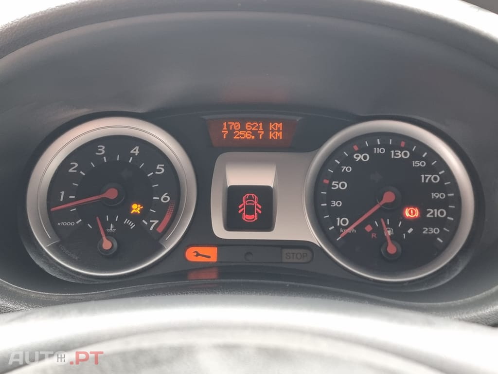 Renault Clio 1.2 16V Rip Curl