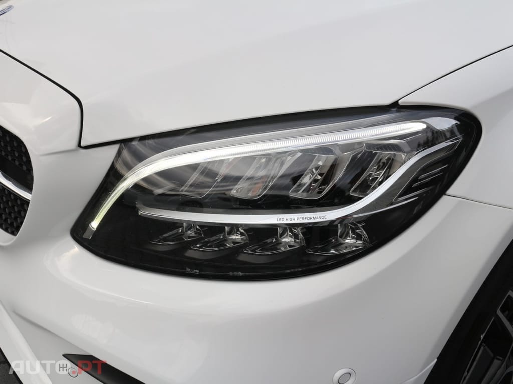 Mercedes-Benz C 300 de AMG Line
