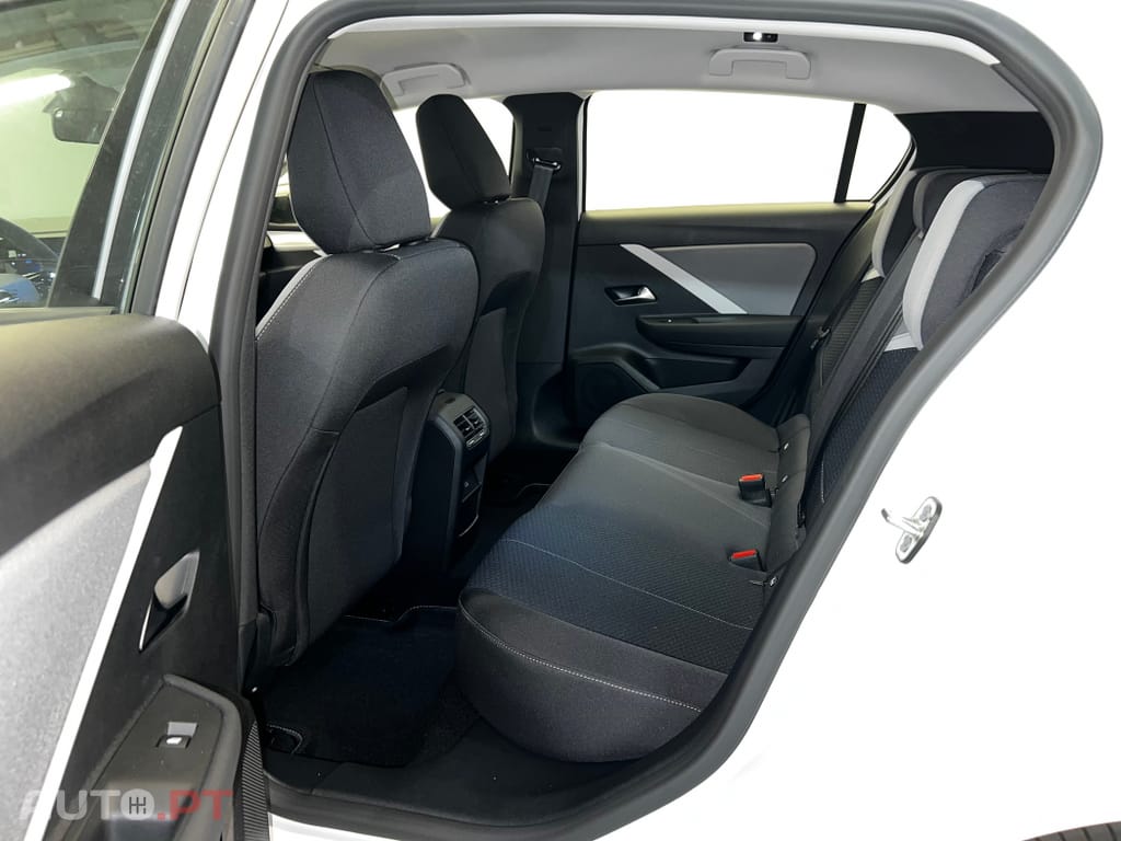 Opel Astra 54 kWh Edition