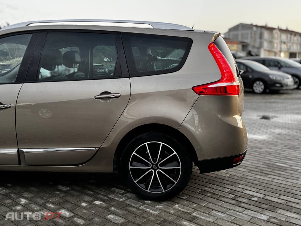 Renault Grand Scénic 1.6 dCi Bose Edition SS