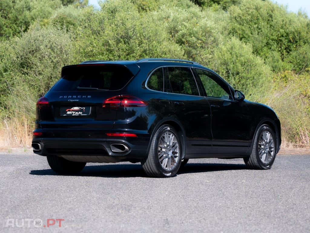 Porsche Cayenne 3.0 V6