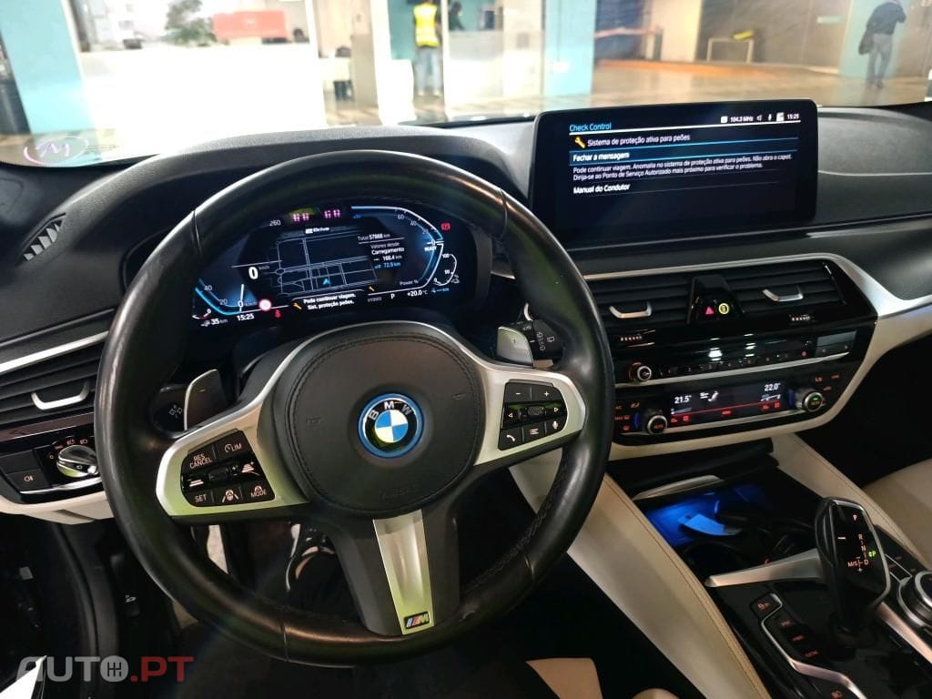 BMW 530 e Pack Desportivo M