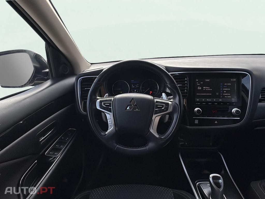 Mitsubishi Outlander 2.4 PHEV Intense