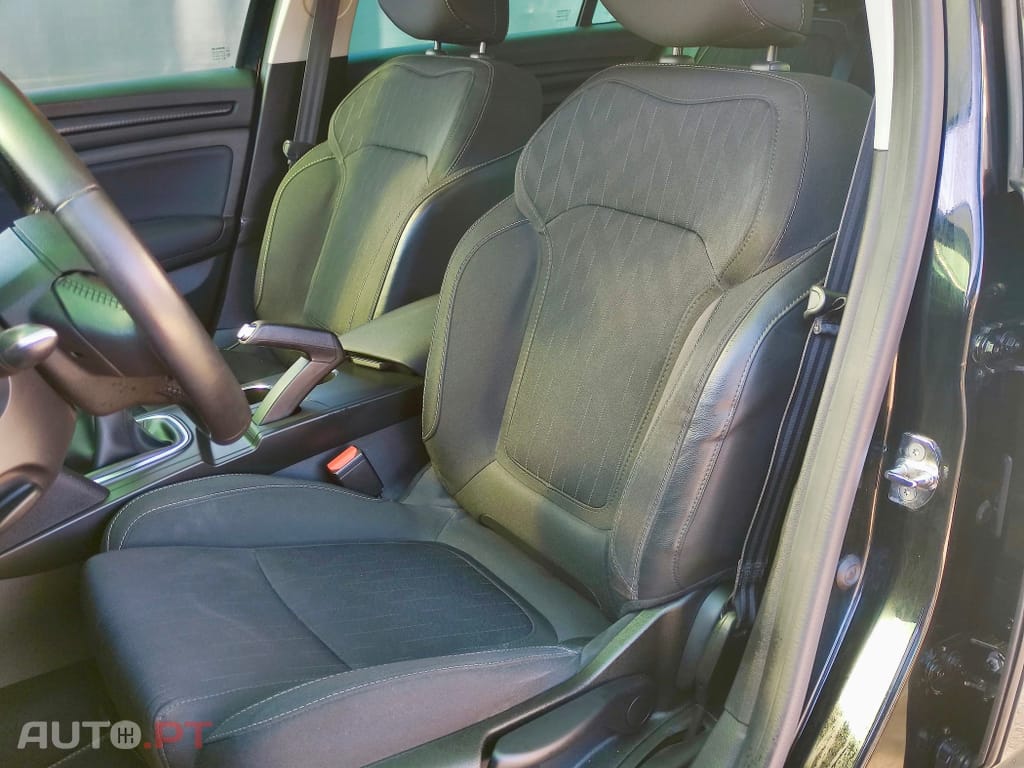 Renault Mégane Sport Tourer 1.5 Blue dCi Limited