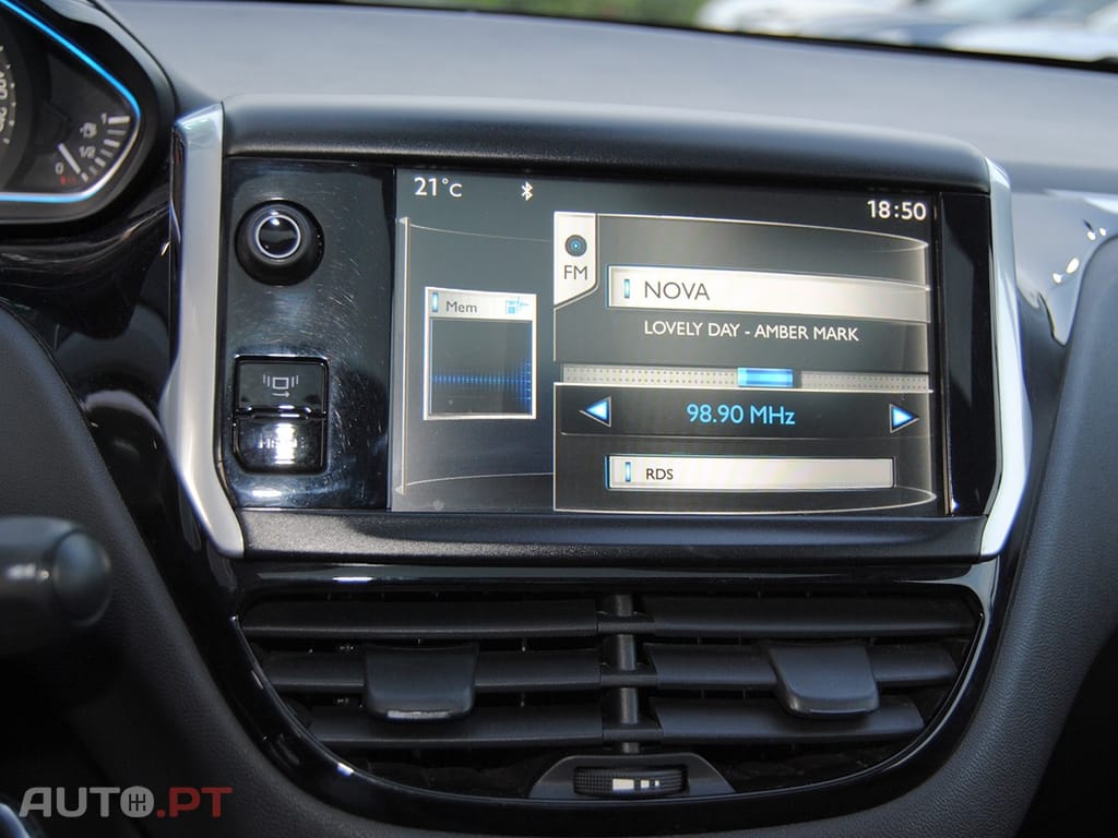 Peugeot 208 1.6 THP Allure