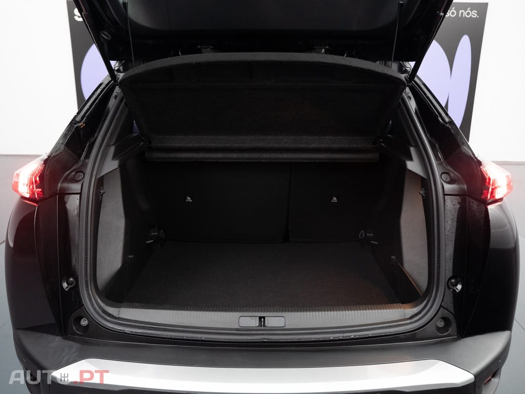 Peugeot 2008 1.2 PureTech Active Pack