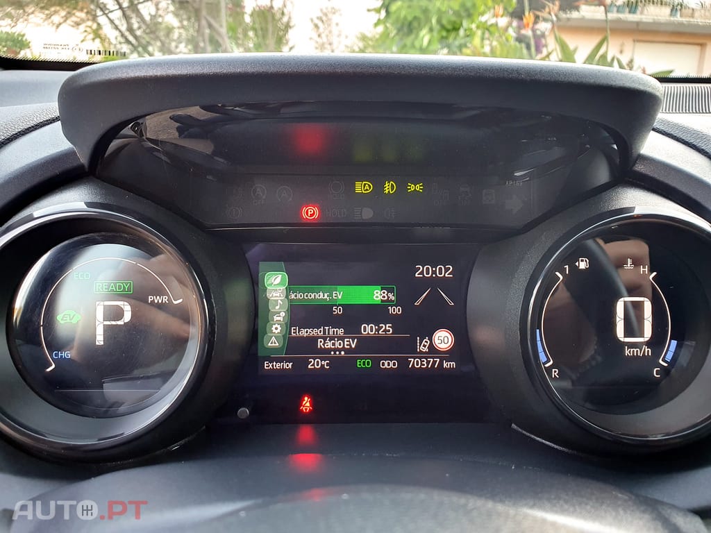 Toyota Yaris 1.5 VVT-i Hybrid Dynamic Force Luxury