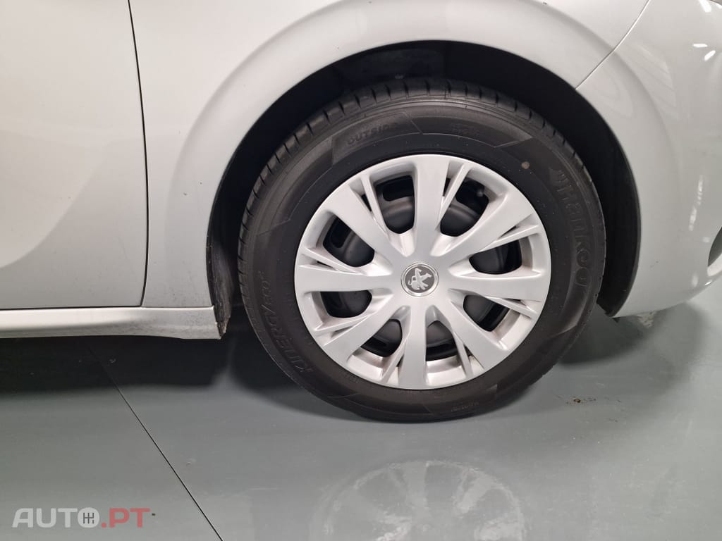 Peugeot 208 1.6 BlueHDi Active
