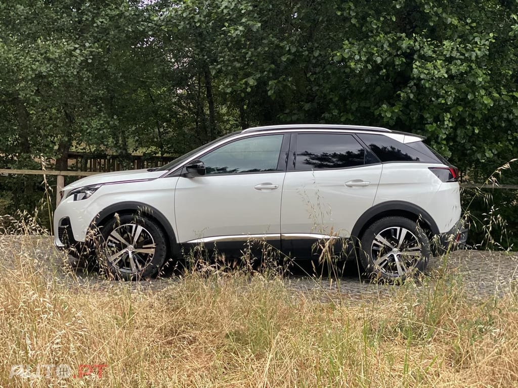 Peugeot 3008 1.6 BlueHDi Allure EAT6 J18