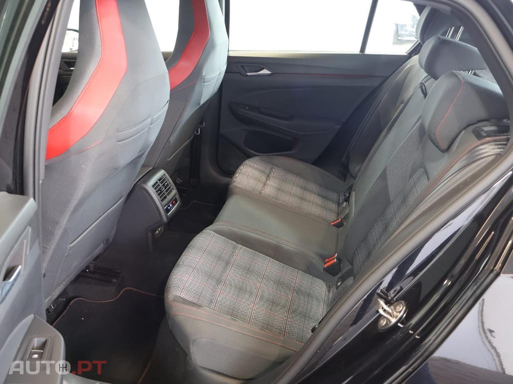 Volkswagen Golf 2.0 TSi GTI