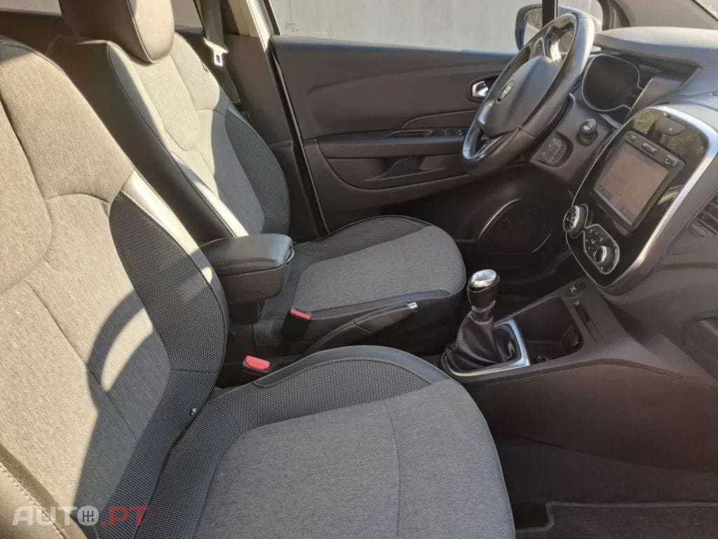Renault Captur 1.5 dCi Sport