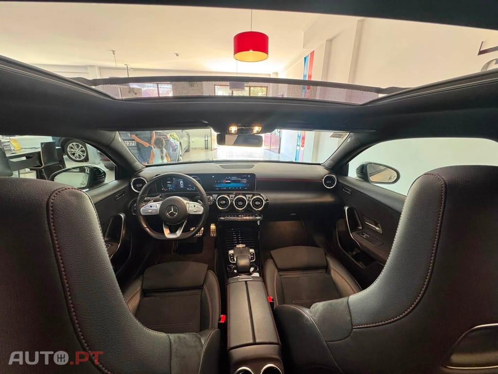 Mercedes-Benz A 180 d AMG Line Aut. — fotografia 6