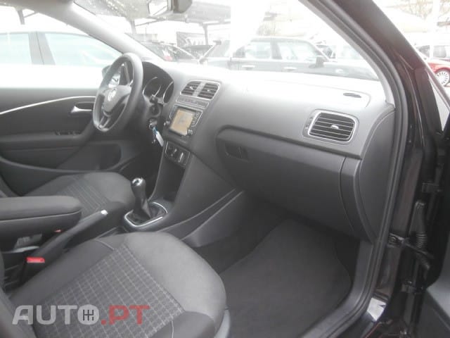 Volkswagen Polo 1.4 TDi Confortline Nav