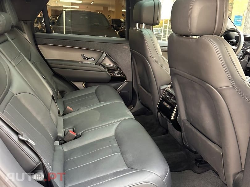 Land Rover Range Rover Sport 3.0 D300 Dynamic HSE
