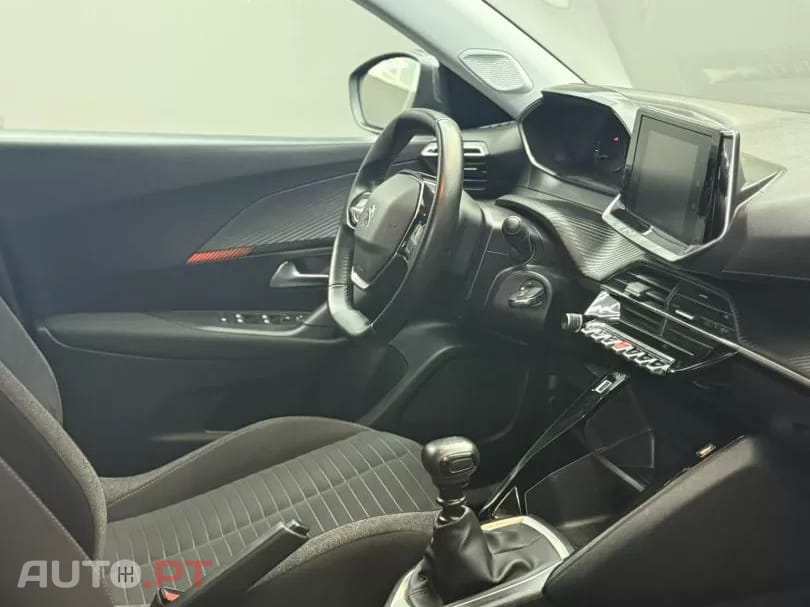 Peugeot 2008 1.2 PureTech Style