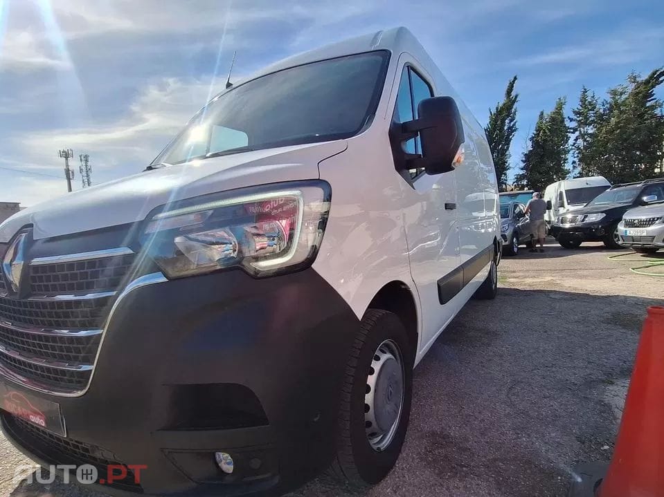 Renault Master Master 2.3 dci L2H2 hka 3.3t Caixa Automática 