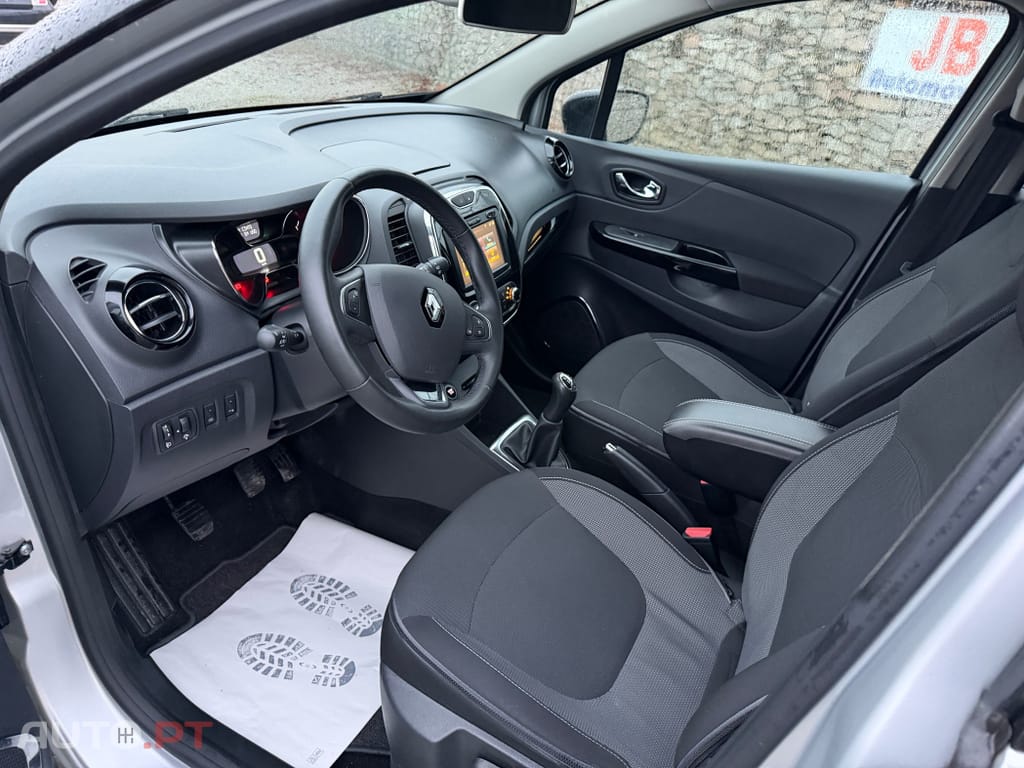 Renault Captur 0.9 TCE Exclusive
