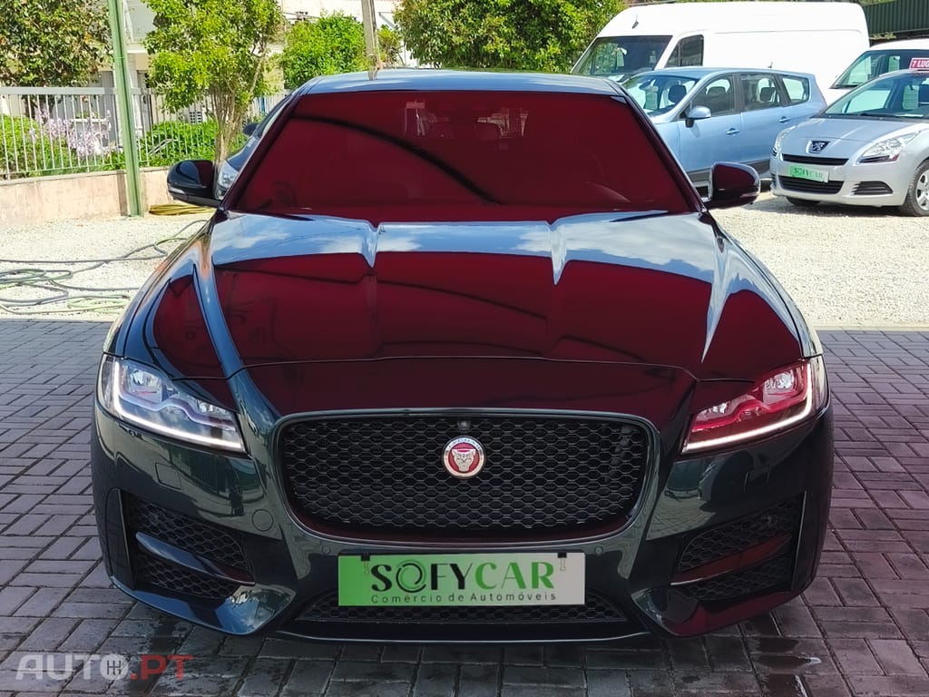 Jaguar XF 2.0D R-Sport