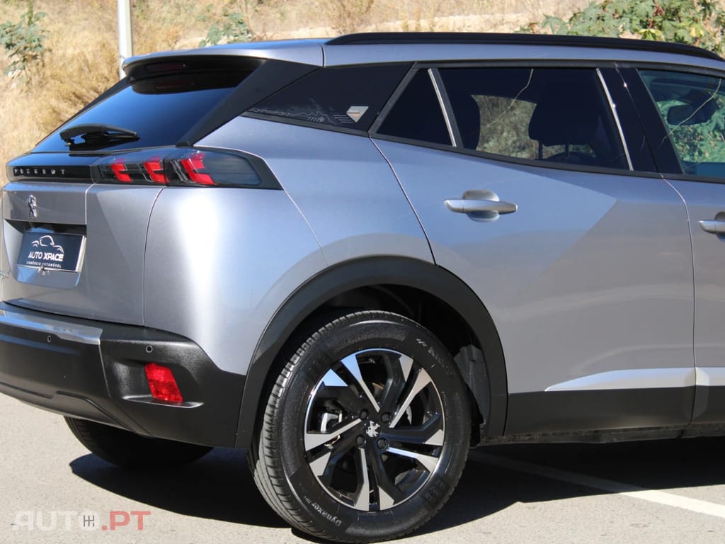 Peugeot E-2008 Allure Pack