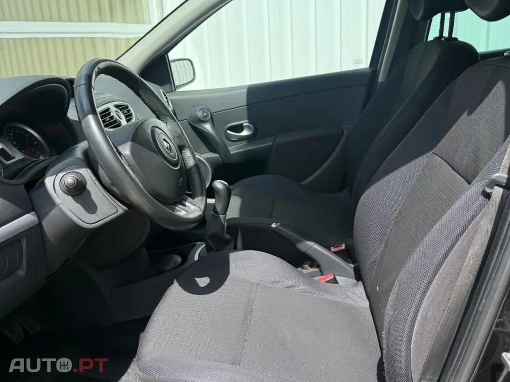 Renault Clio 1.2 16V Dynamique Luxe