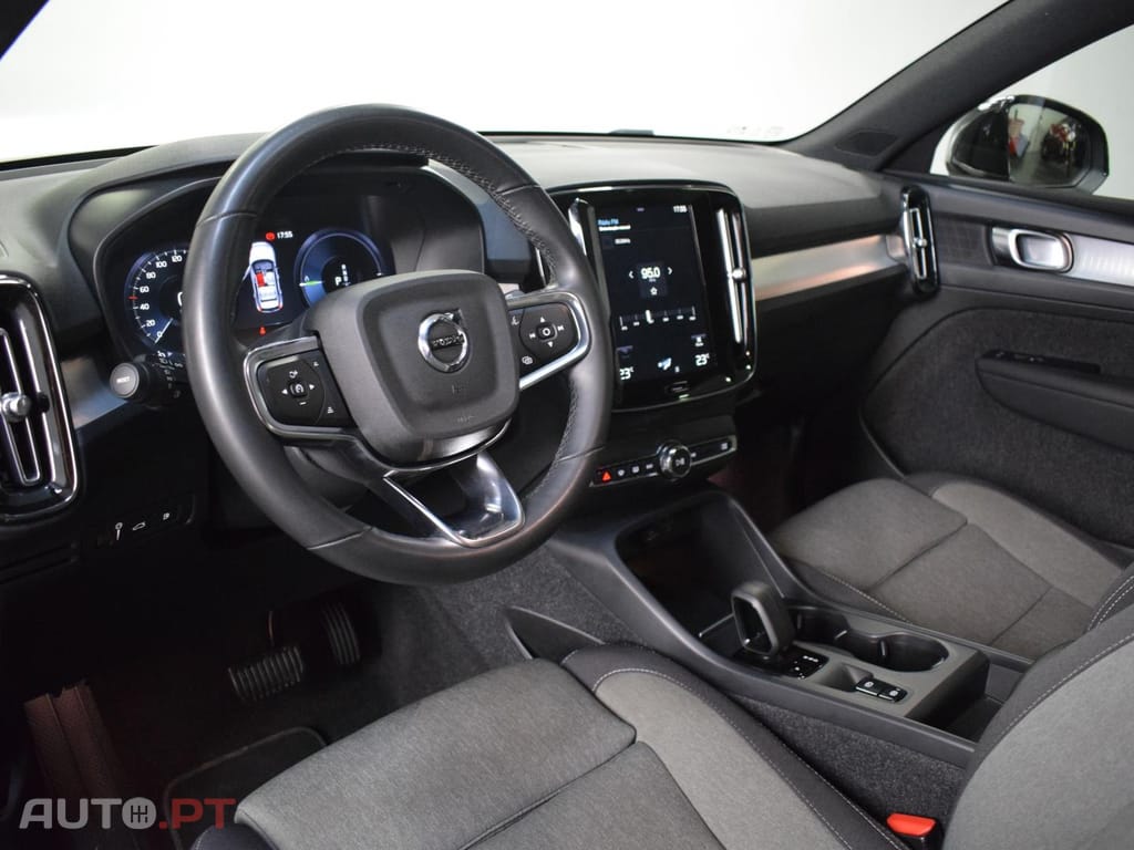 Volvo XC40 1.5 T4 211 PHEV Inscription