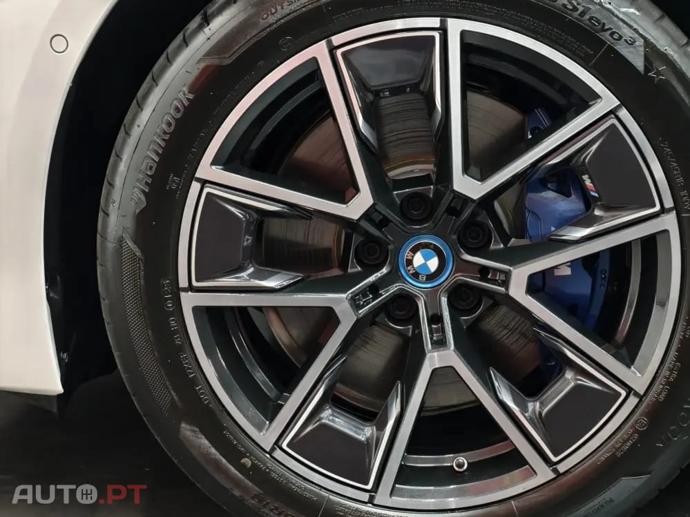 BMW i4 eDrive40 Pack Desportivo M Pro