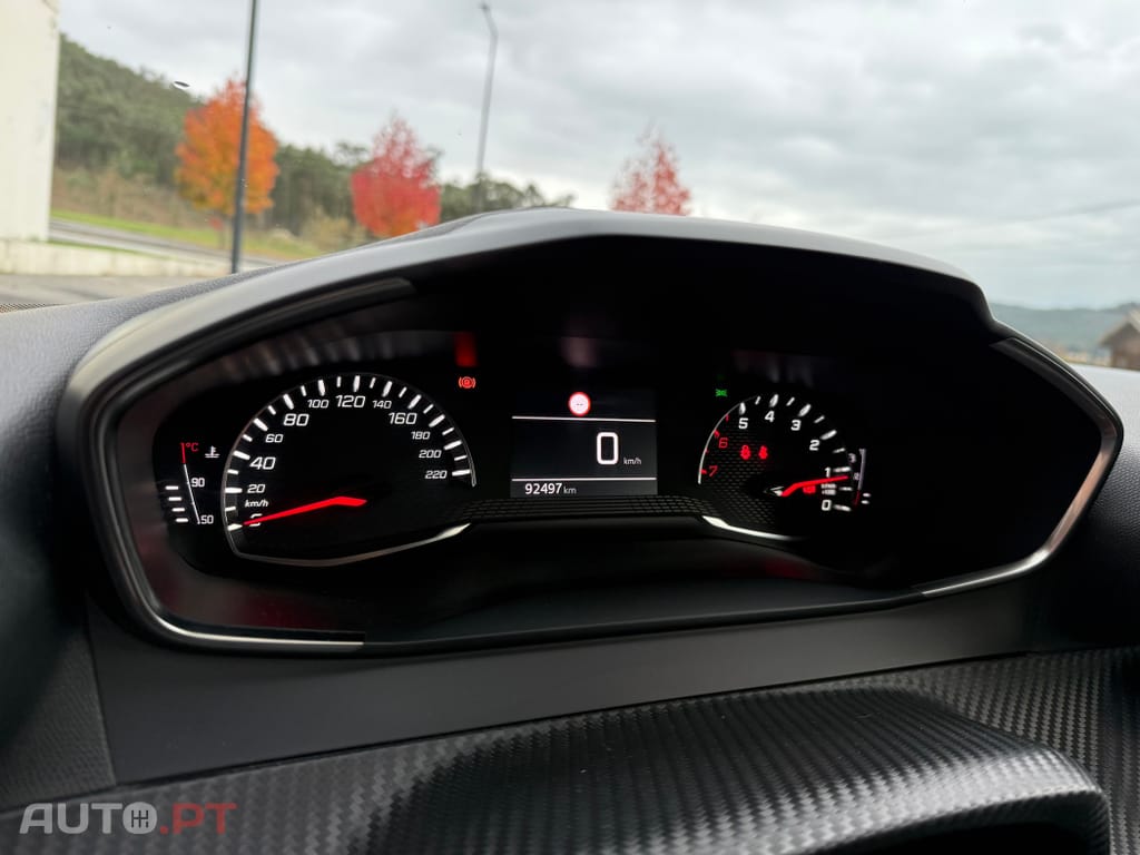 Peugeot 2008 PureTech 100 Stop&Start Active Pack