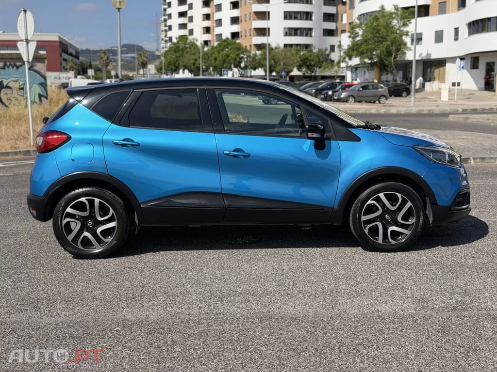 Renault Captur 1.2 TCe EDC Energy — fotografia 4