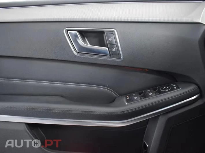 Mercedes-Benz E 300 Bluetec Hybrid Avantgarde