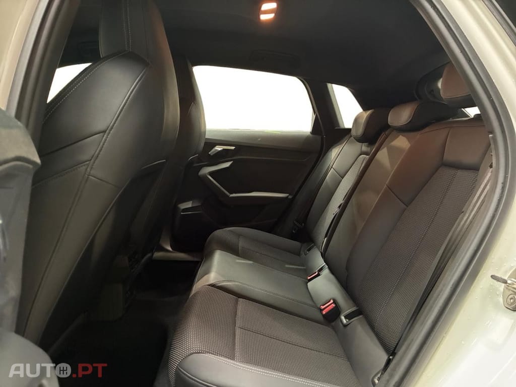 Audi A3 Sportback 30 TDI S line S tronic