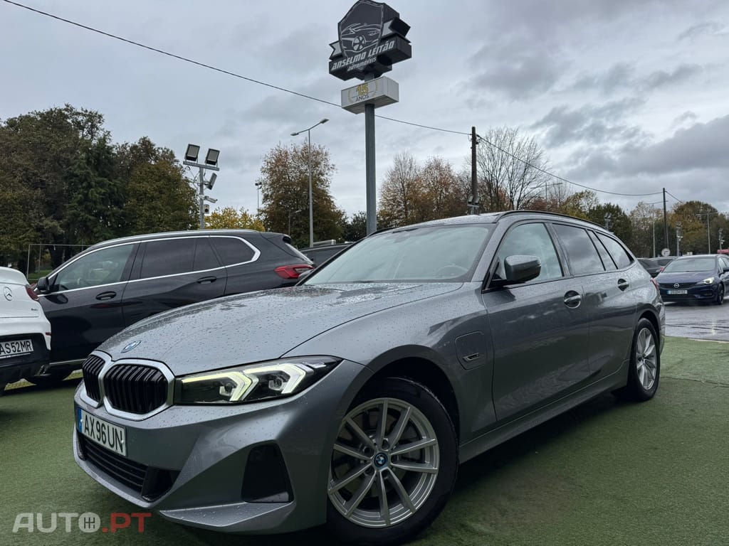 BMW 330 e Touring Corporate Edition Auto
