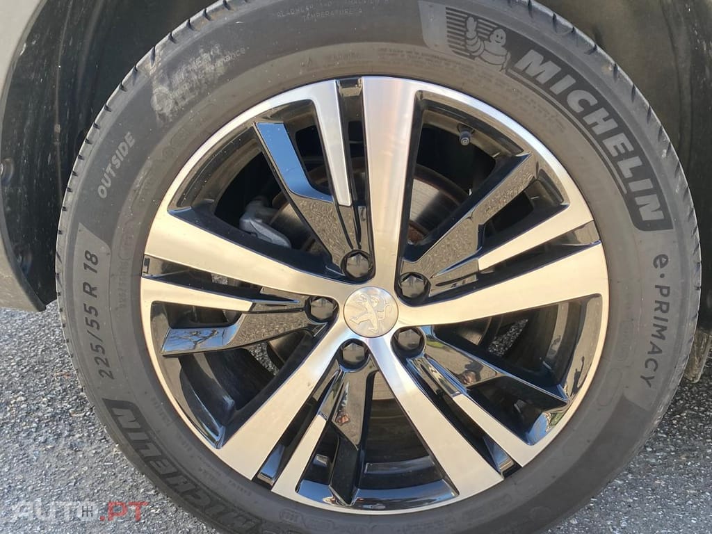 Peugeot 5008 GT 1.2 PureTech 130hp