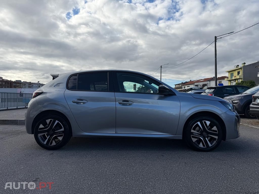Peugeot 208 1.2 Hybrid Allure e-DCS6