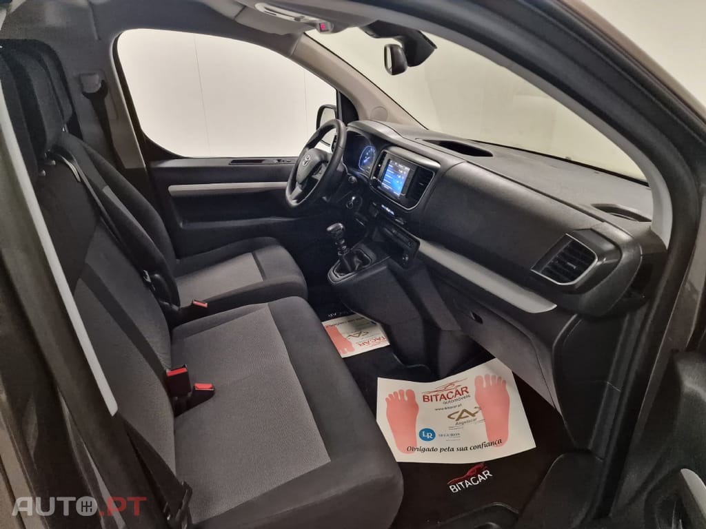 Toyota Proace Verso COMBI 1.6 D-4D L2 GPS 9 LUGARES