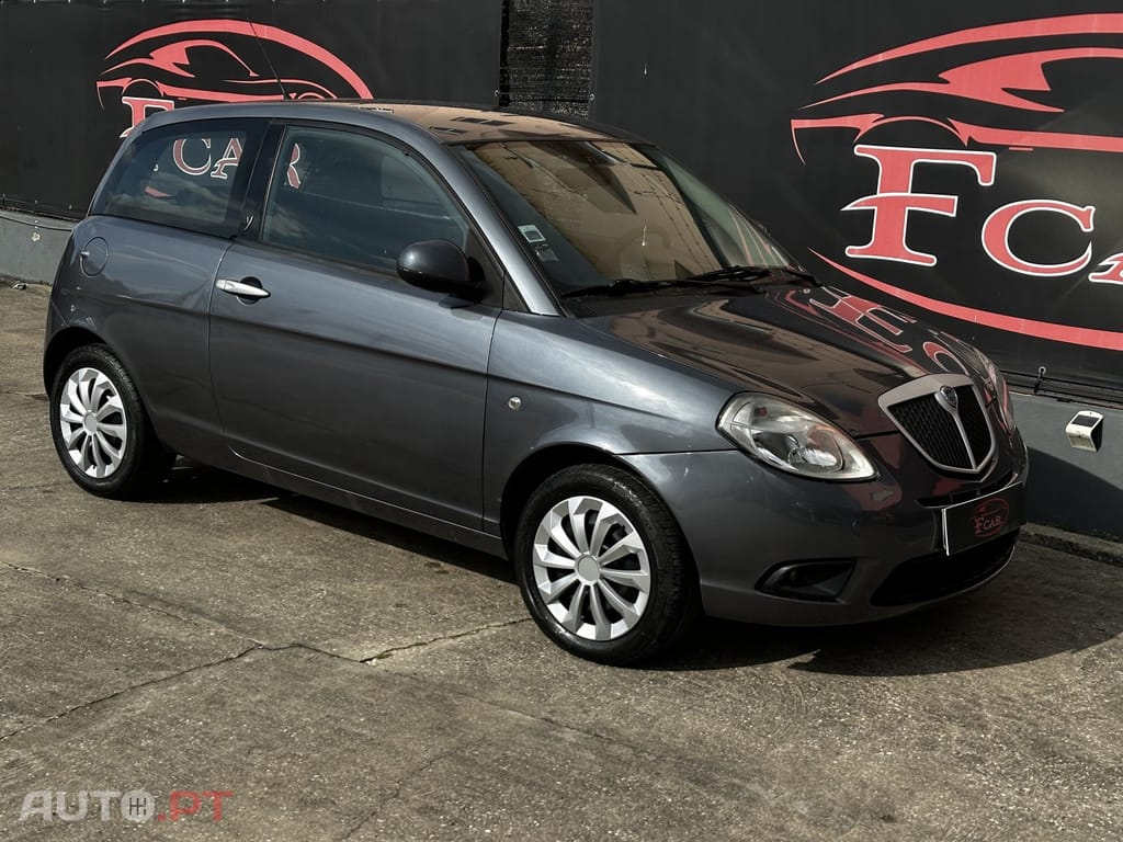 Lancia Ypsilon 1.2 Argento