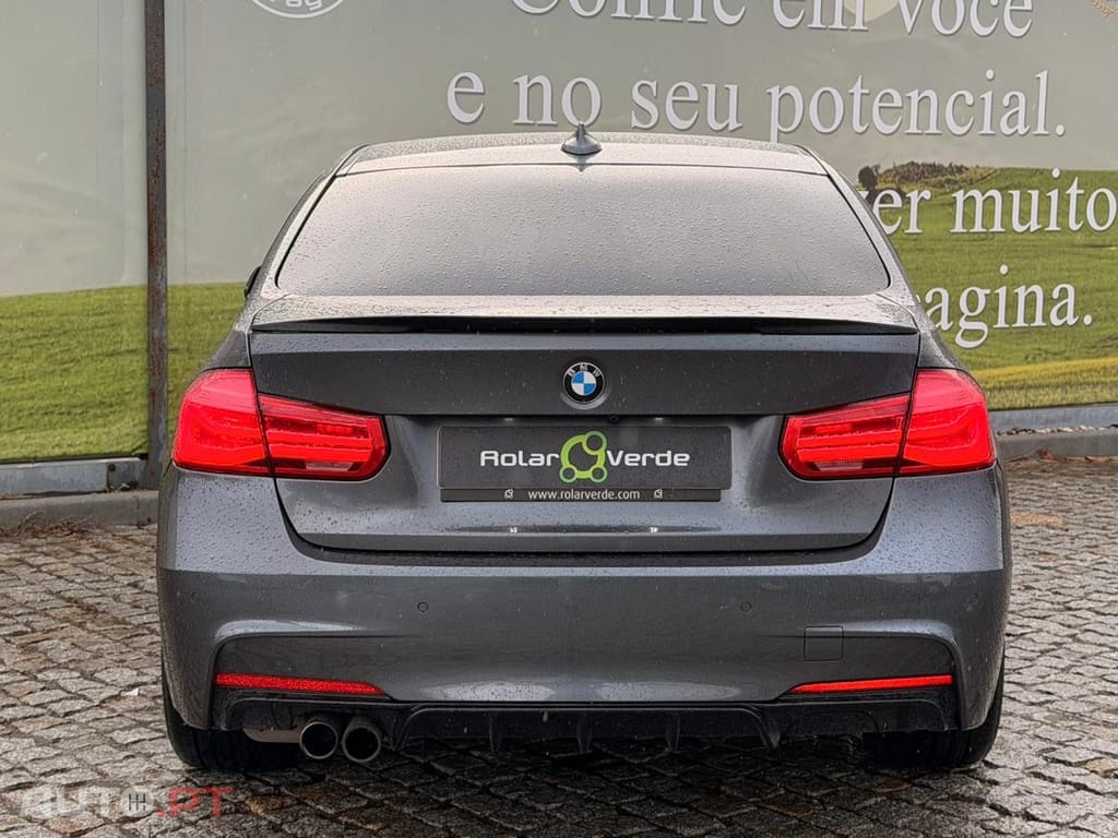 BMW 330 PLUG-IN
