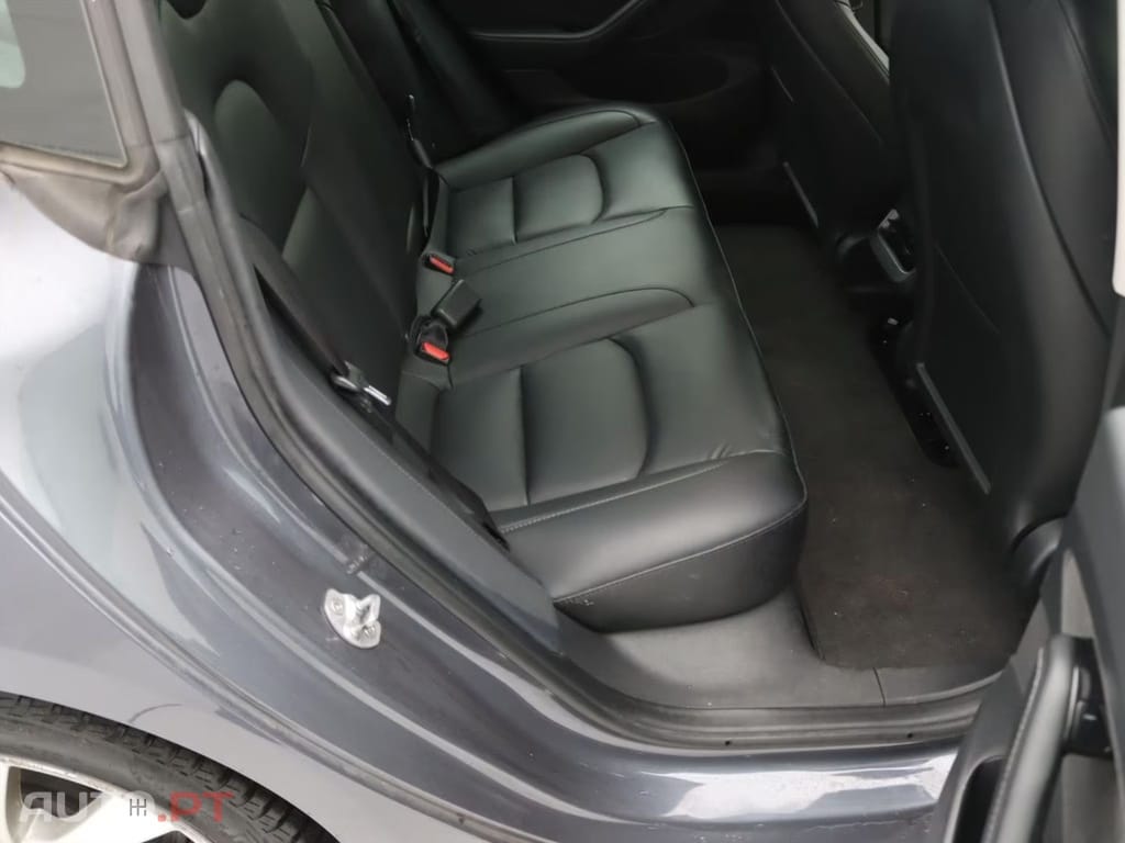 Tesla Model 3 Standard RWD Plus 90%