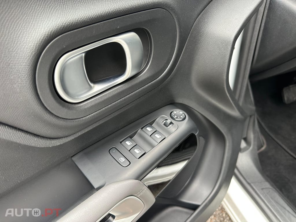 Citroen C5 Aircross 1.6 Hybrid C-Series e-EAT8