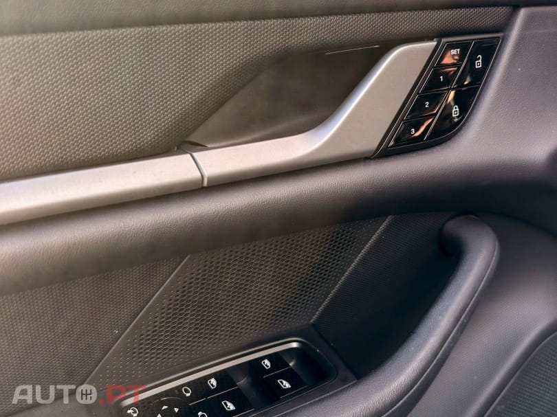 Porsche Taycan 4S