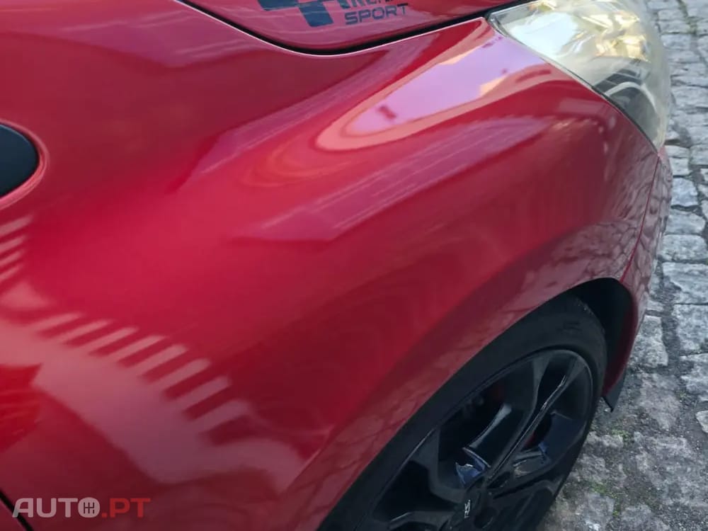 Renault Clio 1.6 T RS EDC